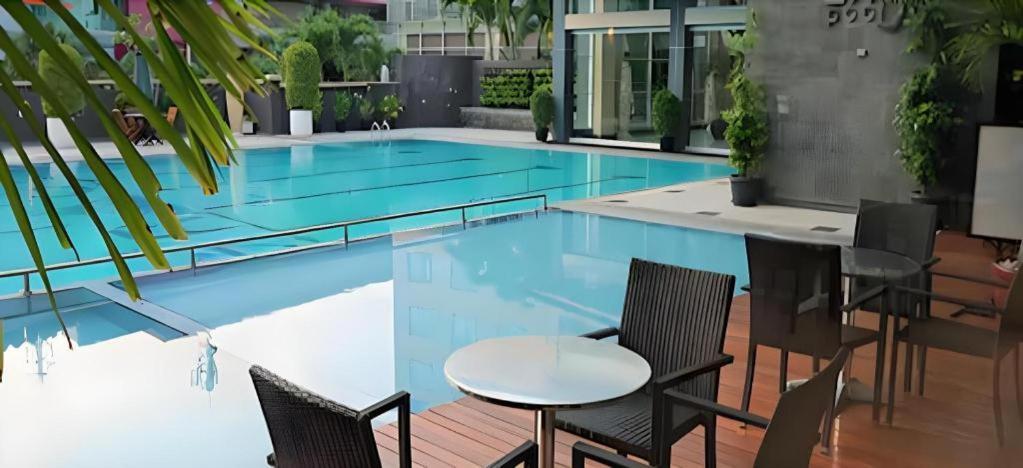 Grage Hotel Cirebon Exterior photo