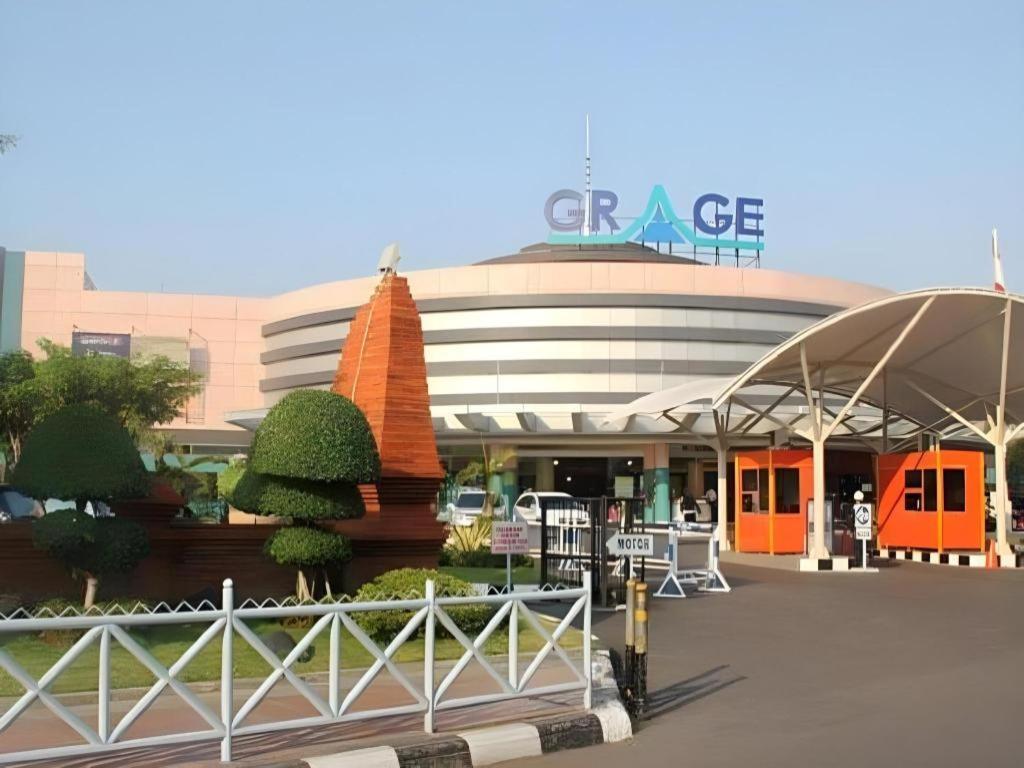 Grage Hotel Cirebon Exterior photo
