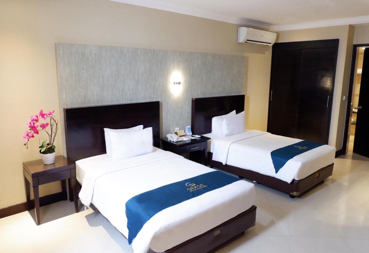Grage Hotel Cirebon Exterior photo